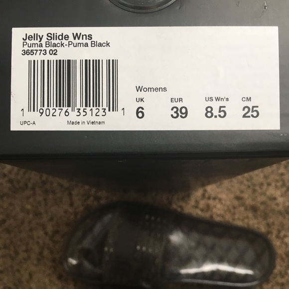 Fenty Puma Jelly Slides size 8.5 - Picture 2 of 3